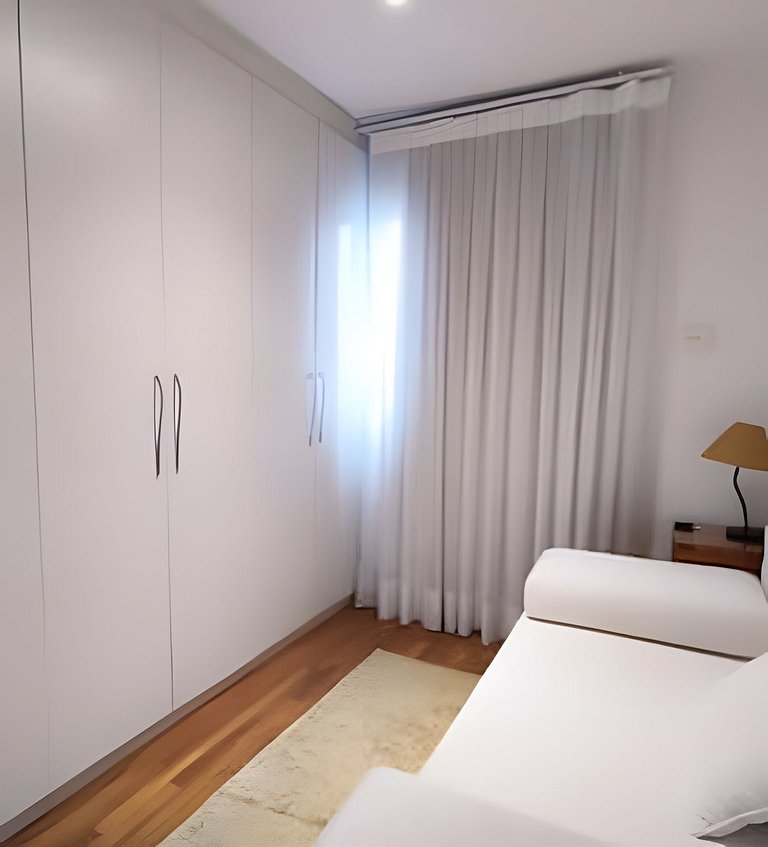 2 quartos e 2 minutos da av. Paulista