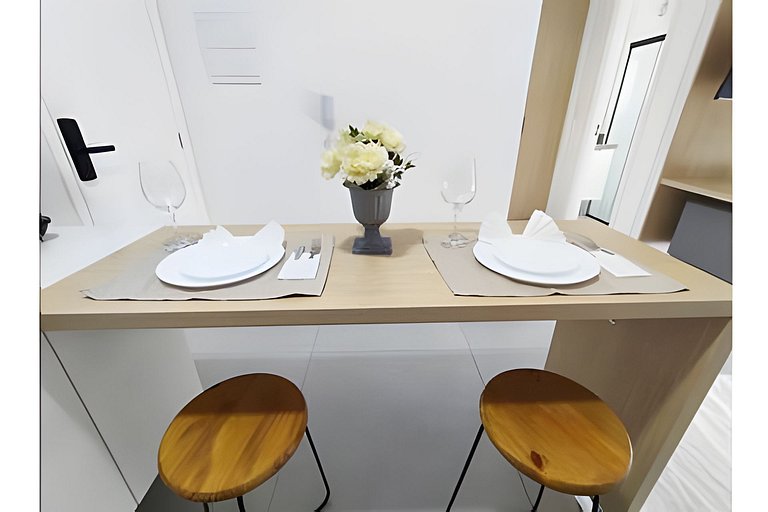 Bela vista, Estudio totalmente mobiliado