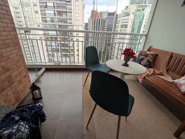 2 quartos e 2 minutos da av. Paulista