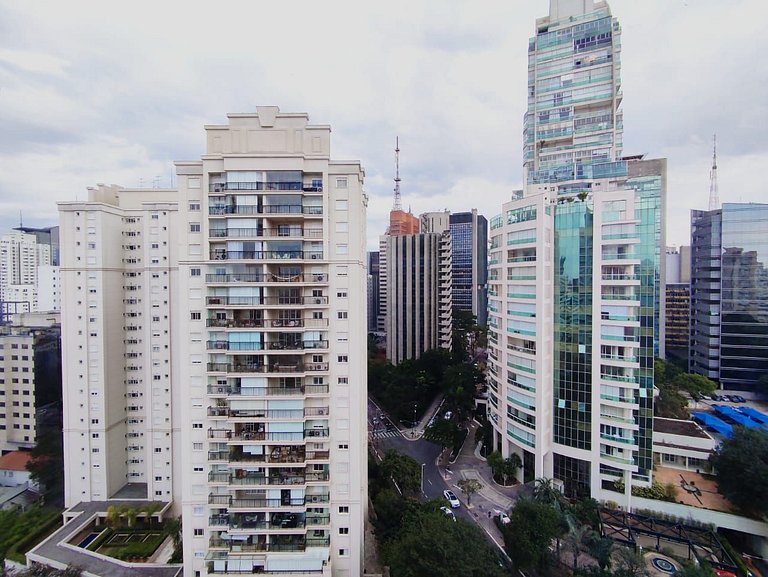 2 quartos e 2 minutos da av. Paulista