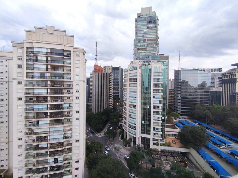 2 quartos e 2 minutos da av. Paulista