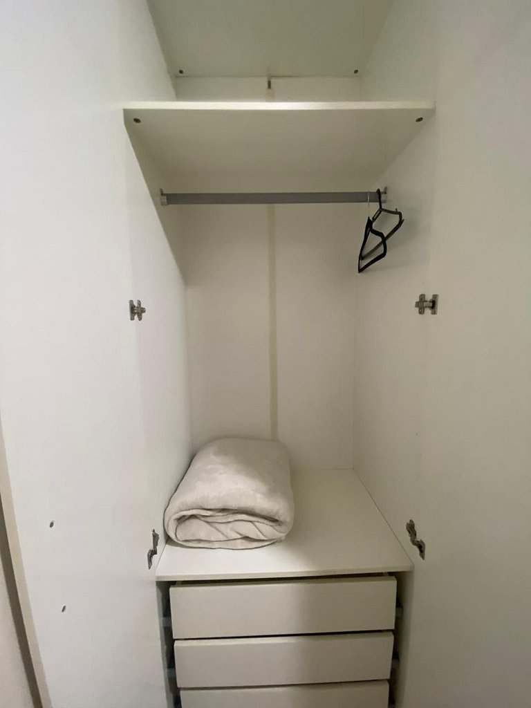 2 quartos e 2 minutos da av. Paulista